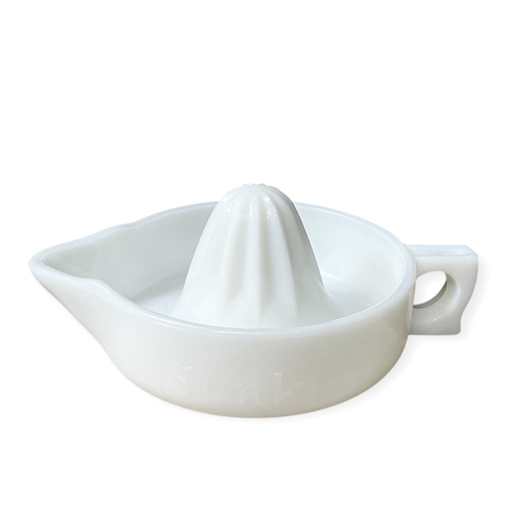 Vintage Sunkist Milk Glass White Juicer Citrus Reamer Made in USA